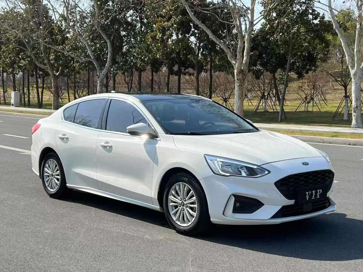 福特 福克斯  2020款 三廂 EcoBoost 180 自動(dòng)ST Line圖片