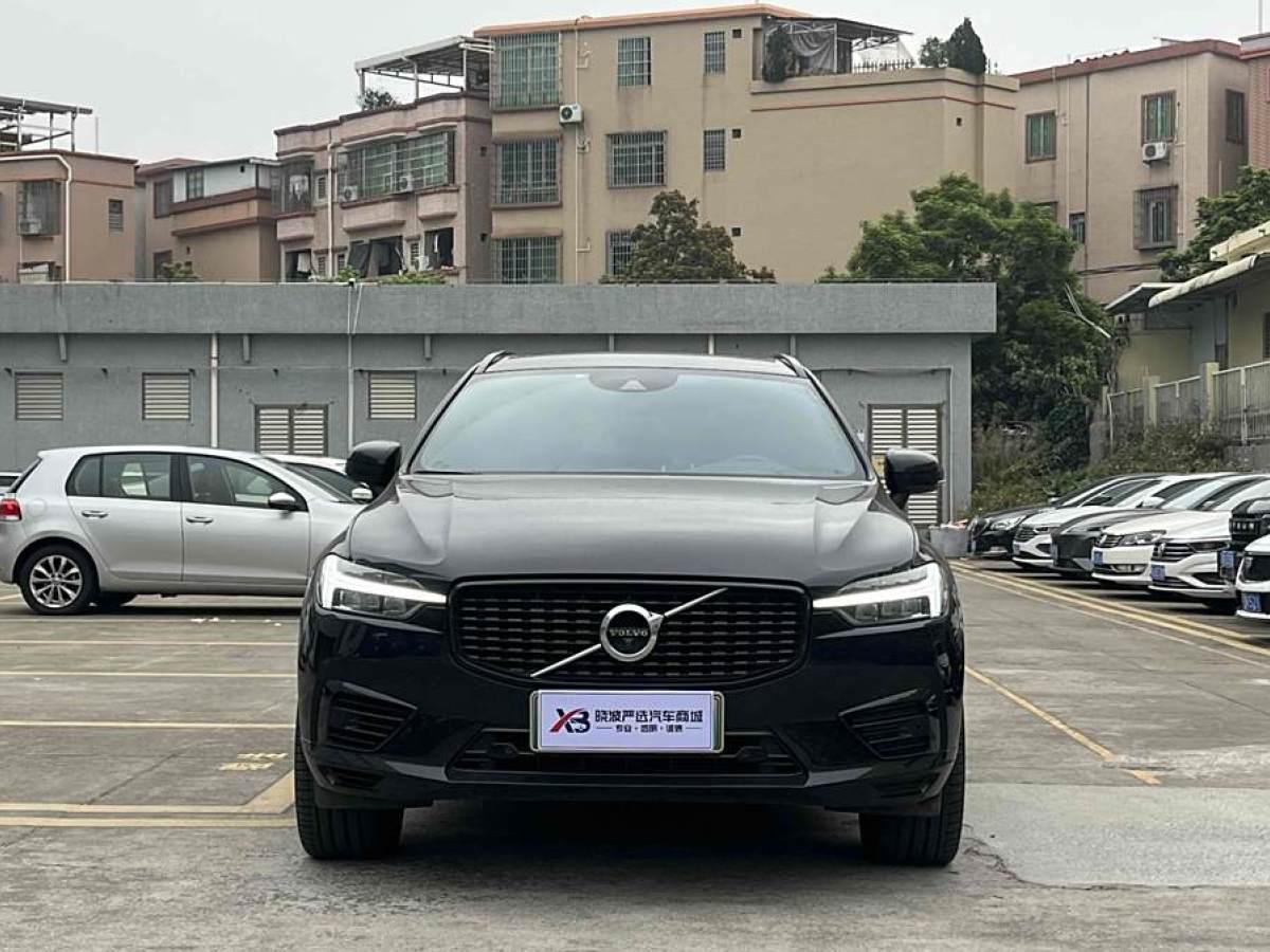 沃爾沃 XC60新能源  2024款 T8 插電混動(dòng) 長續(xù)航四驅(qū)智遠(yuǎn)運(yùn)動(dòng)版圖片