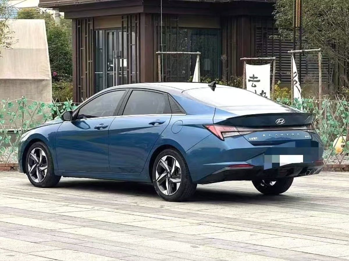 現(xiàn)代 伊蘭特  2023款 240TGDi DCT N Line LUX尊貴版圖片