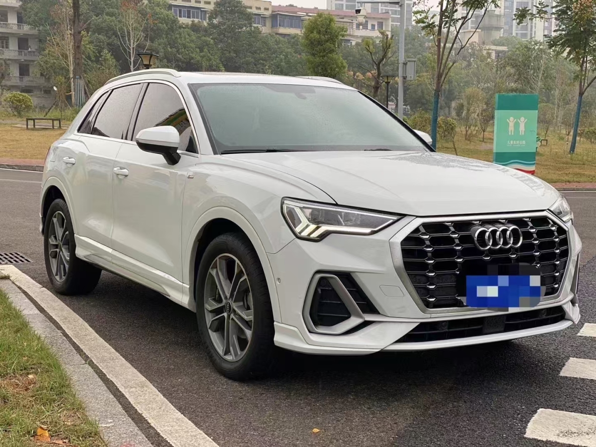 奧迪 奧迪Q3  2023款 40 TFSI 時尚動感型圖片