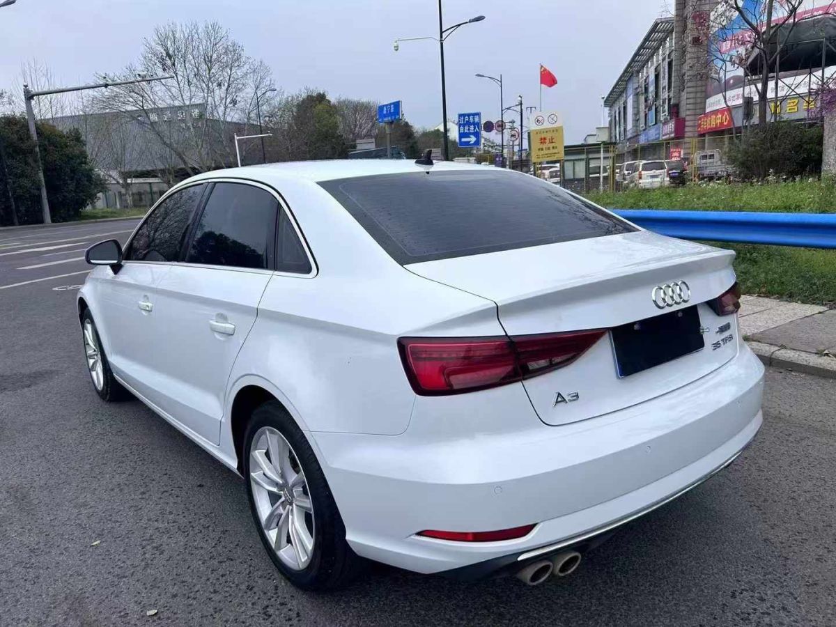 奧迪 奧迪A3  2019款 A3 35TFSI Limousine時尚型圖片