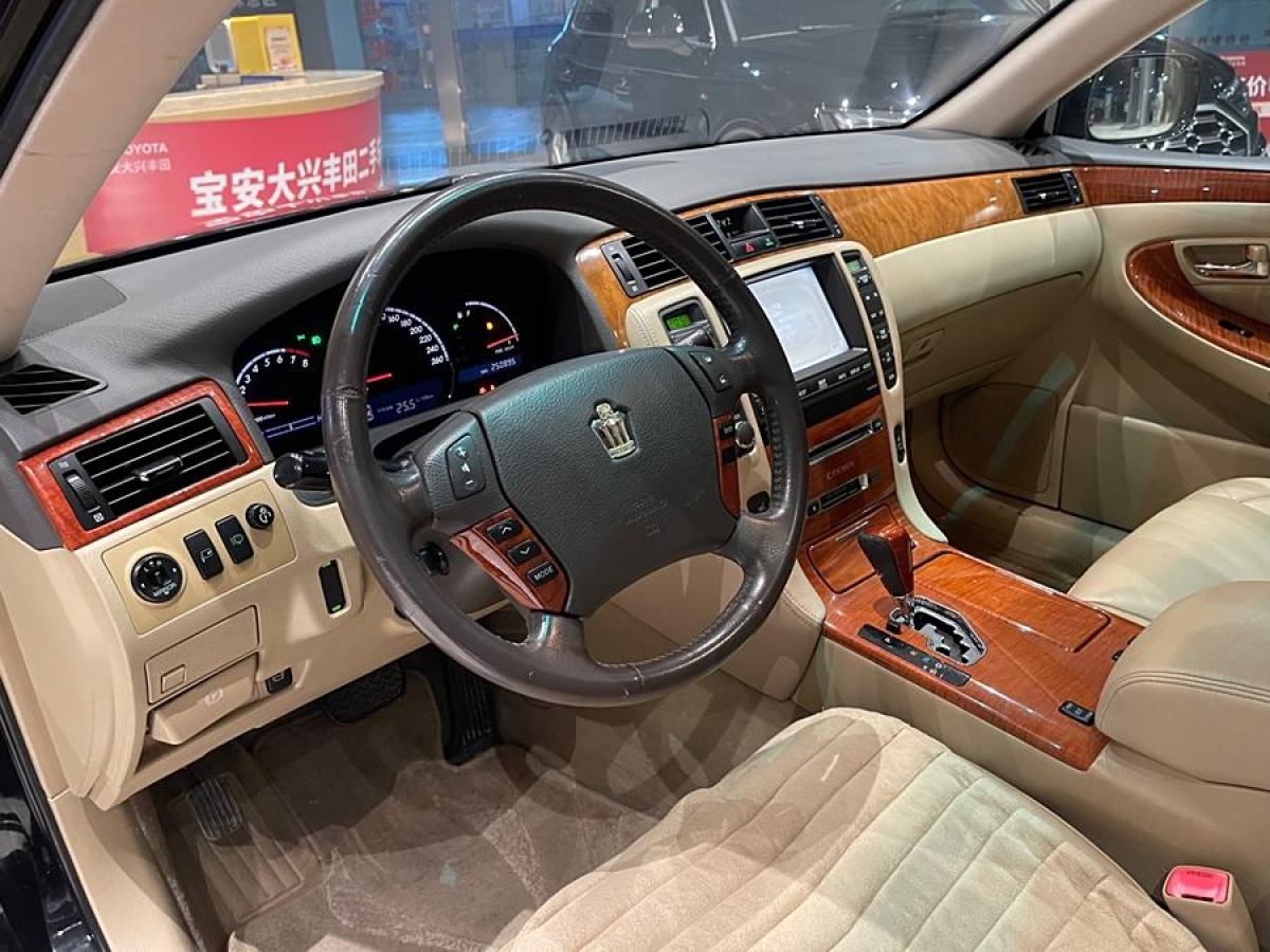 2006年4月豐田 皇冠  2005款 3.0L Royal Saloon G VIP