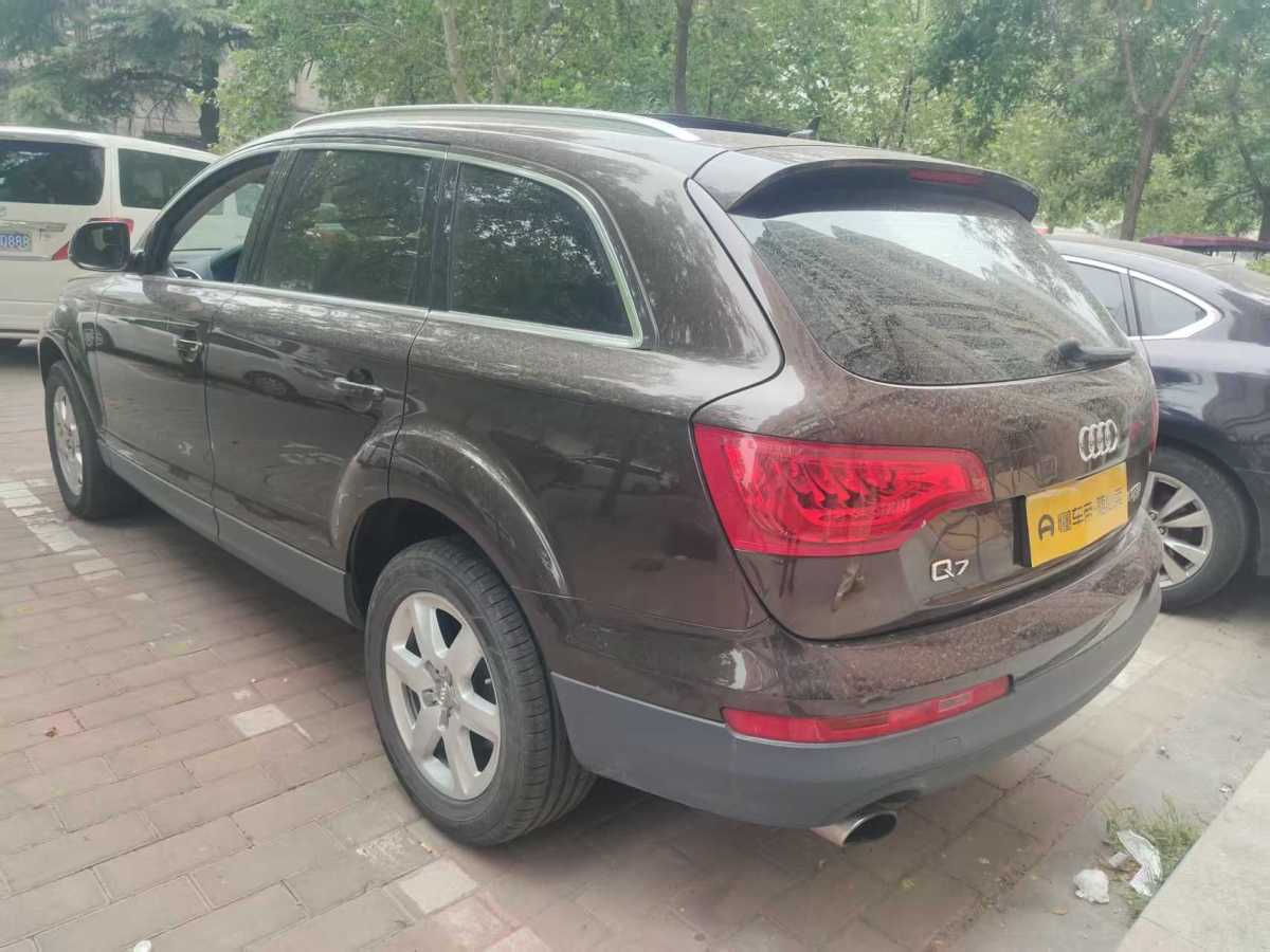 奧迪 奧迪Q7  2014款 35 TFSI 進(jìn)取型圖片