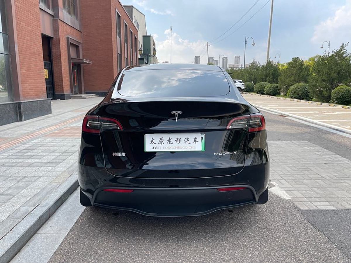 特斯拉 Model Y  2020款 改款 長續(xù)航后輪驅(qū)動版圖片