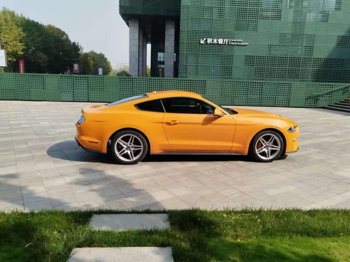 福特 Mustang  2019款 2.3L EcoBoost 性能加強(qiáng)版圖片