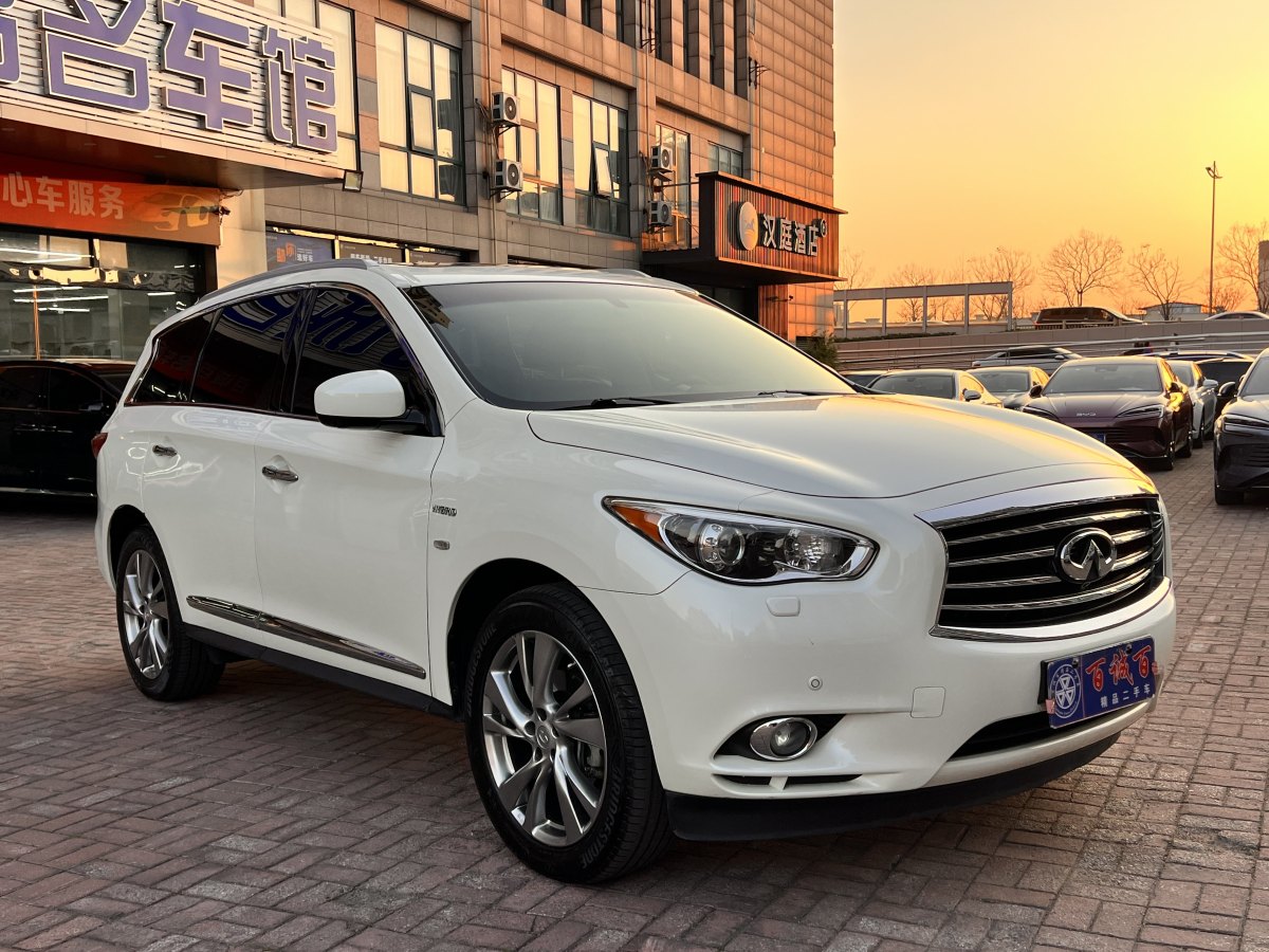 2016年10月英菲尼迪 QX60  2020款 2.5 S/C Hybrid 兩驅(qū)卓越版 國VI