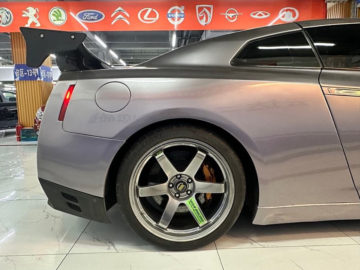 日產(chǎn) GT-R  2010款 3.8T Premium Edition圖片