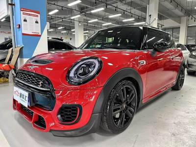 2017年10月 MINI CLUBMAN 2.0T COOPER S 賽車控圖片