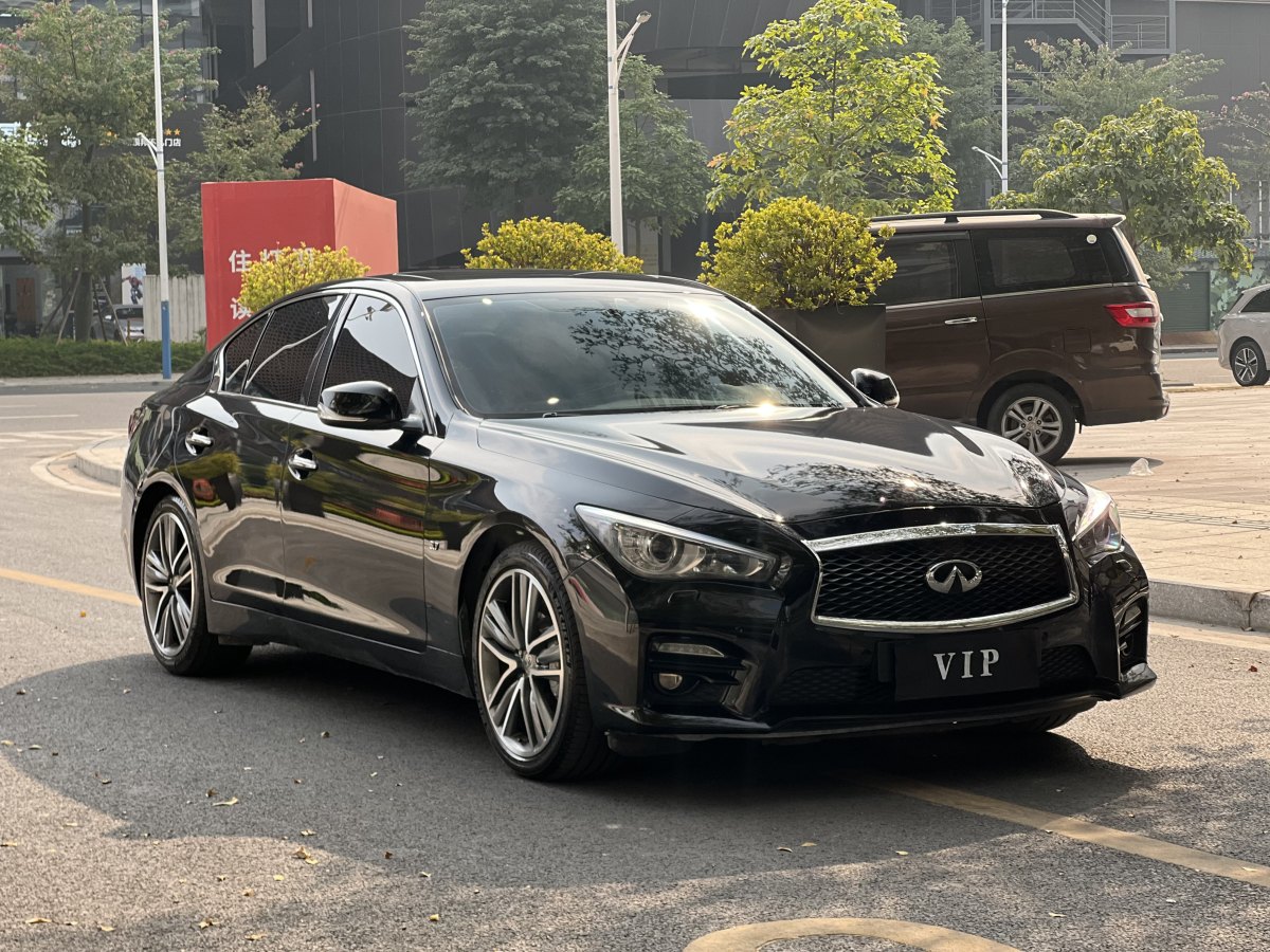 英菲尼迪 Q50  2014款 3.7L 豪華運(yùn)動版圖片