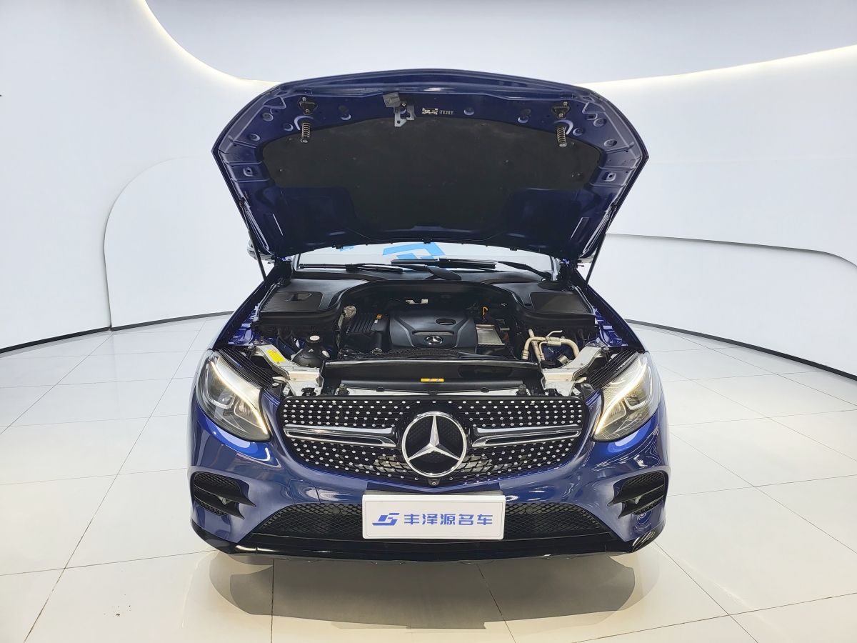 奔馳 奔馳GLC  2022款 改款 GLC 300 4MATIC 轎跑SUV圖片