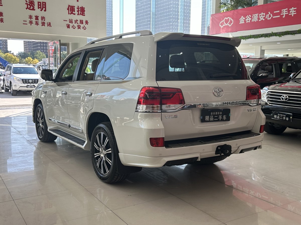 豐田 蘭德酷路澤  2018款 5.7L VX-R 12氣 底升(中東版)圖片