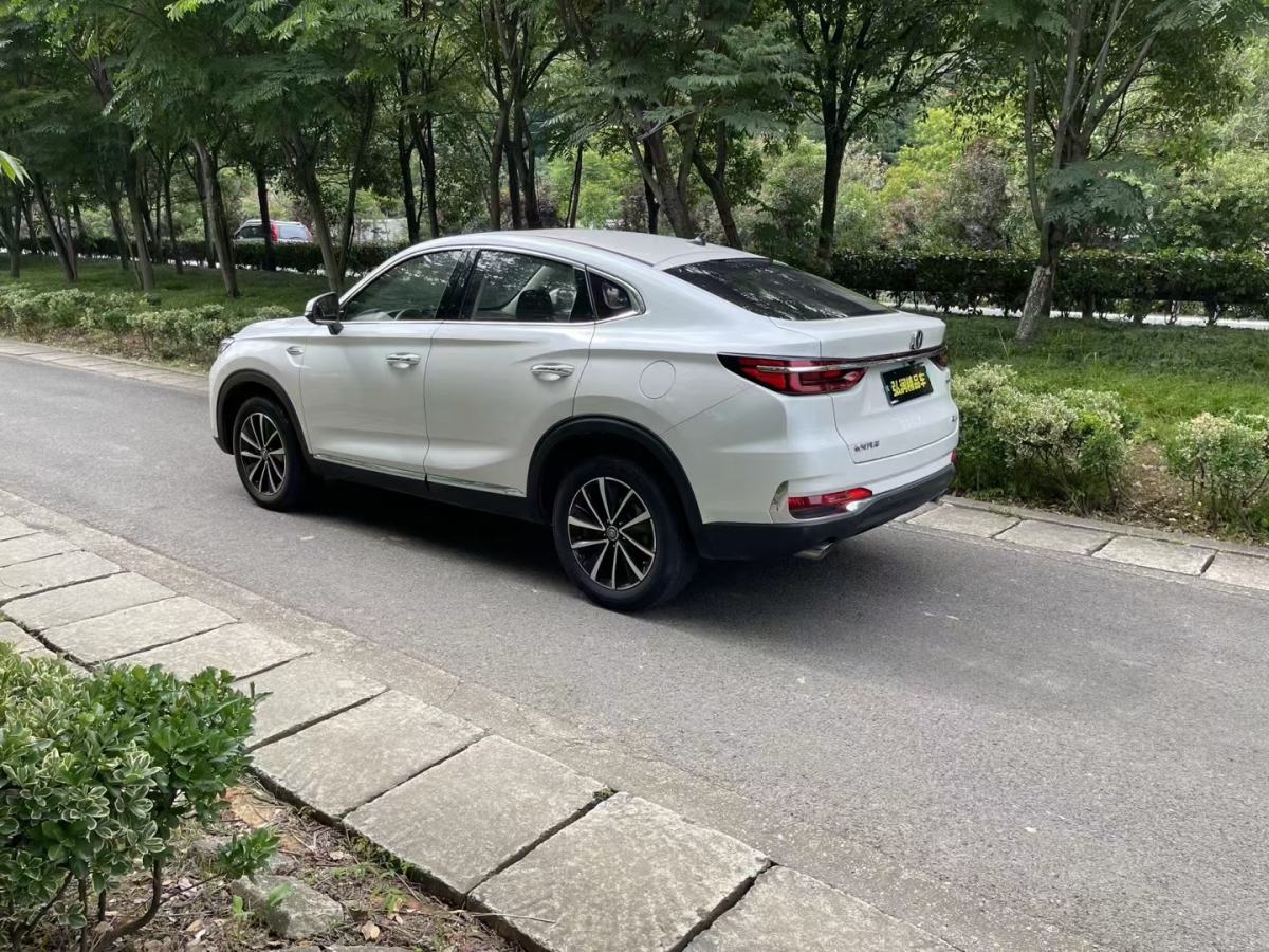 2019年9月長(zhǎng)安 CS85 COUPE  2019款  1.5T 型版 國VI