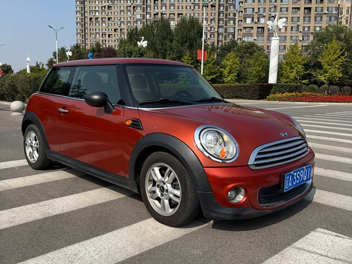 2011年8月MINI COUNTRYMAN  2011款 1.6L ONE