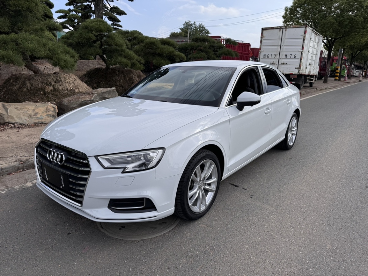 奧迪 奧迪A3  2019款 Sportback 35 TFSI 進(jìn)取型 國VI圖片