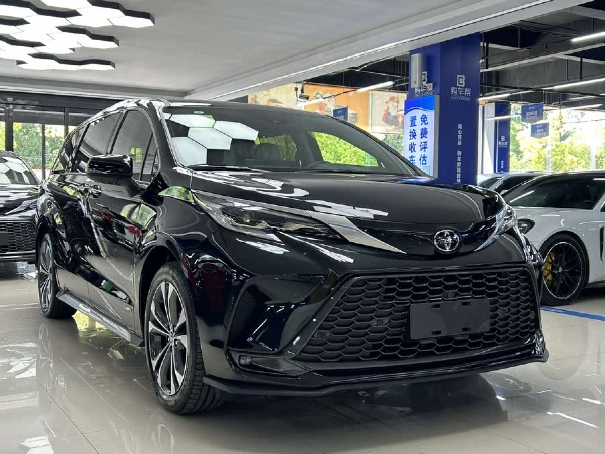豐田 格瑞維亞  2024款 2.5L混動 尊爵ULTRA版圖片