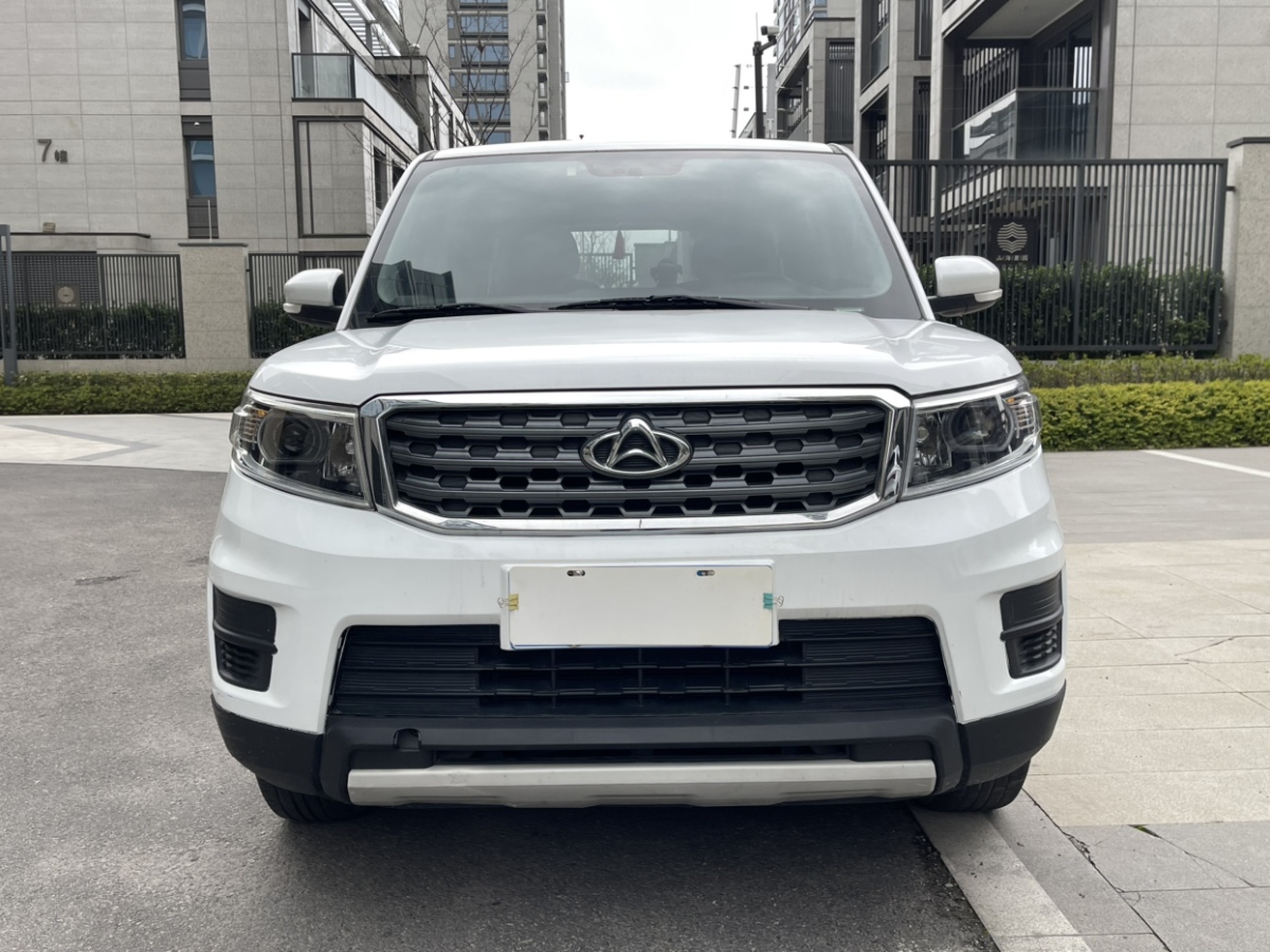 長安歐尚 X70A  2019款 1.5L 手動標(biāo)準(zhǔn)型 國VI圖片