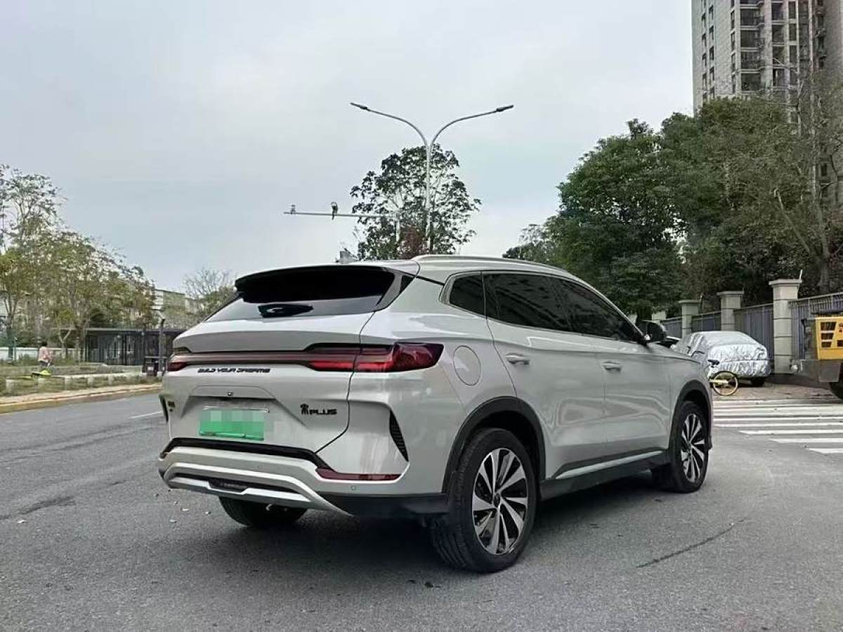 比亞迪 宋PLUS新能源  2024款 EV 520km領(lǐng)航榮耀版圖片