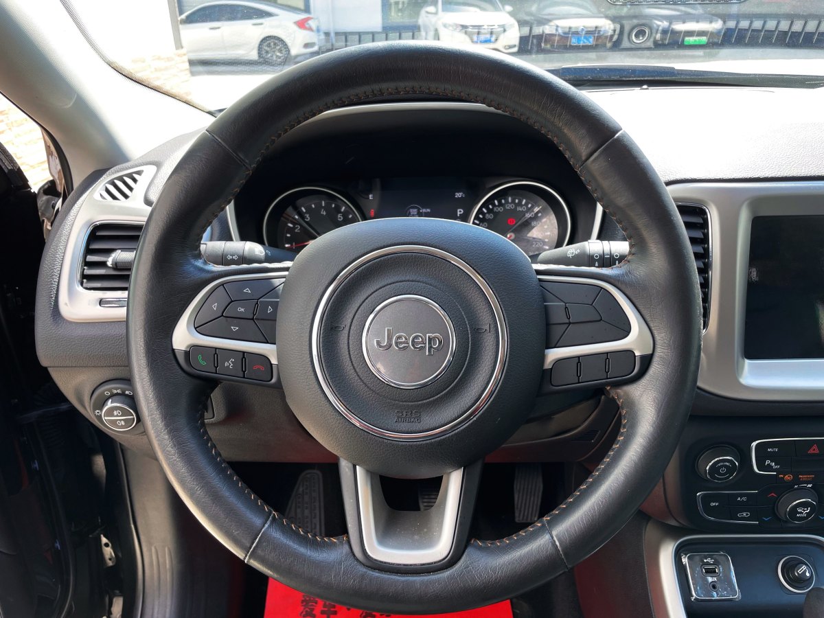 Jeep 指南者  2017款 200T 自動家享版圖片