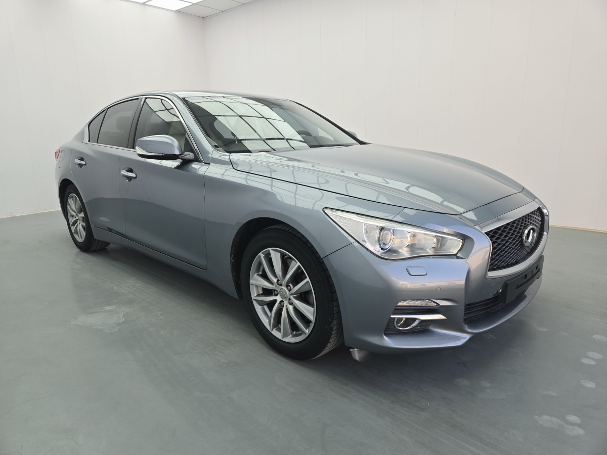 英菲尼迪 Q50  2014款 2.0T 舒適版圖片