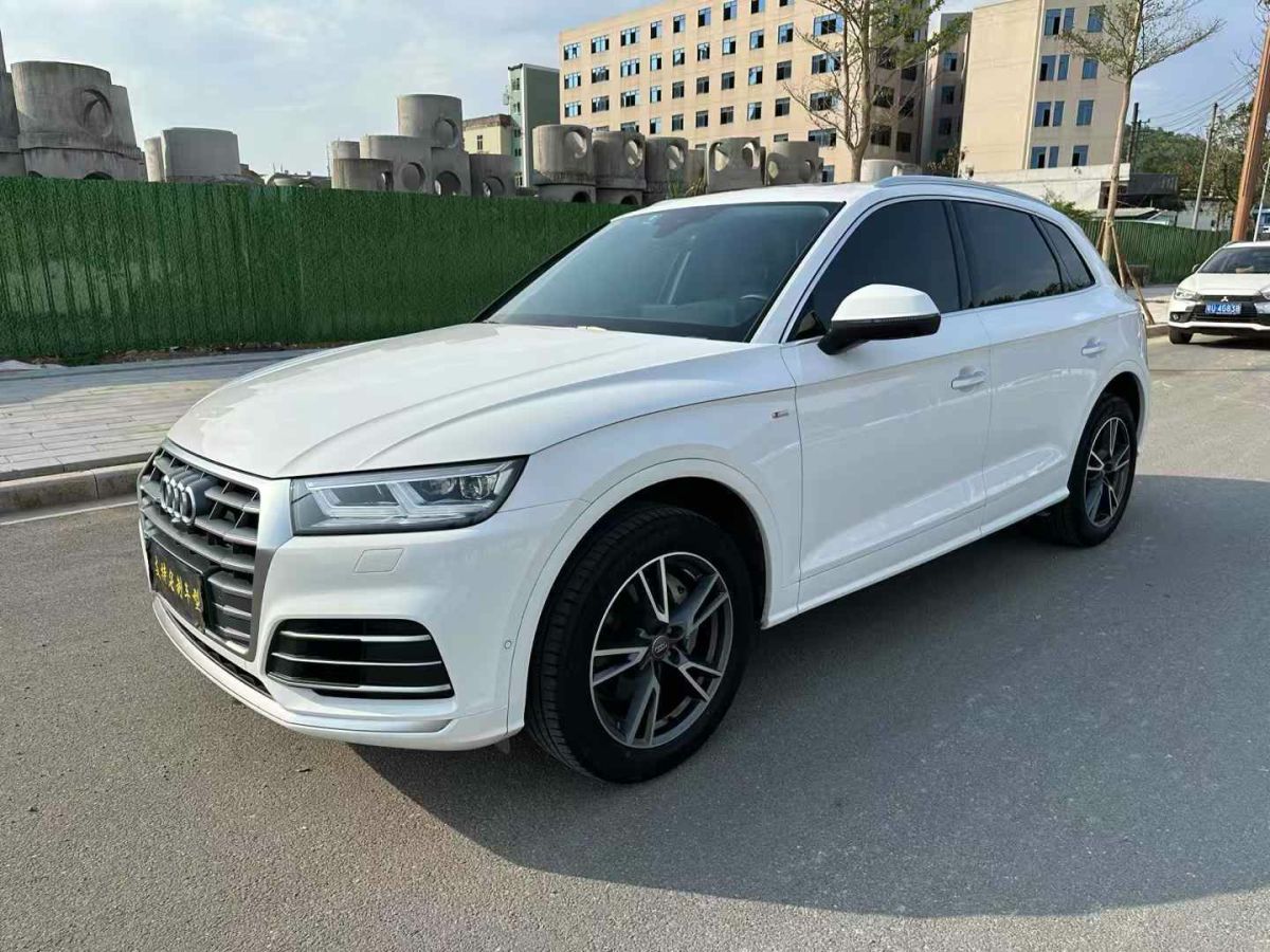 奧迪 Sport 奧迪RS Q8  2021款 RS Q8 4.0T圖片