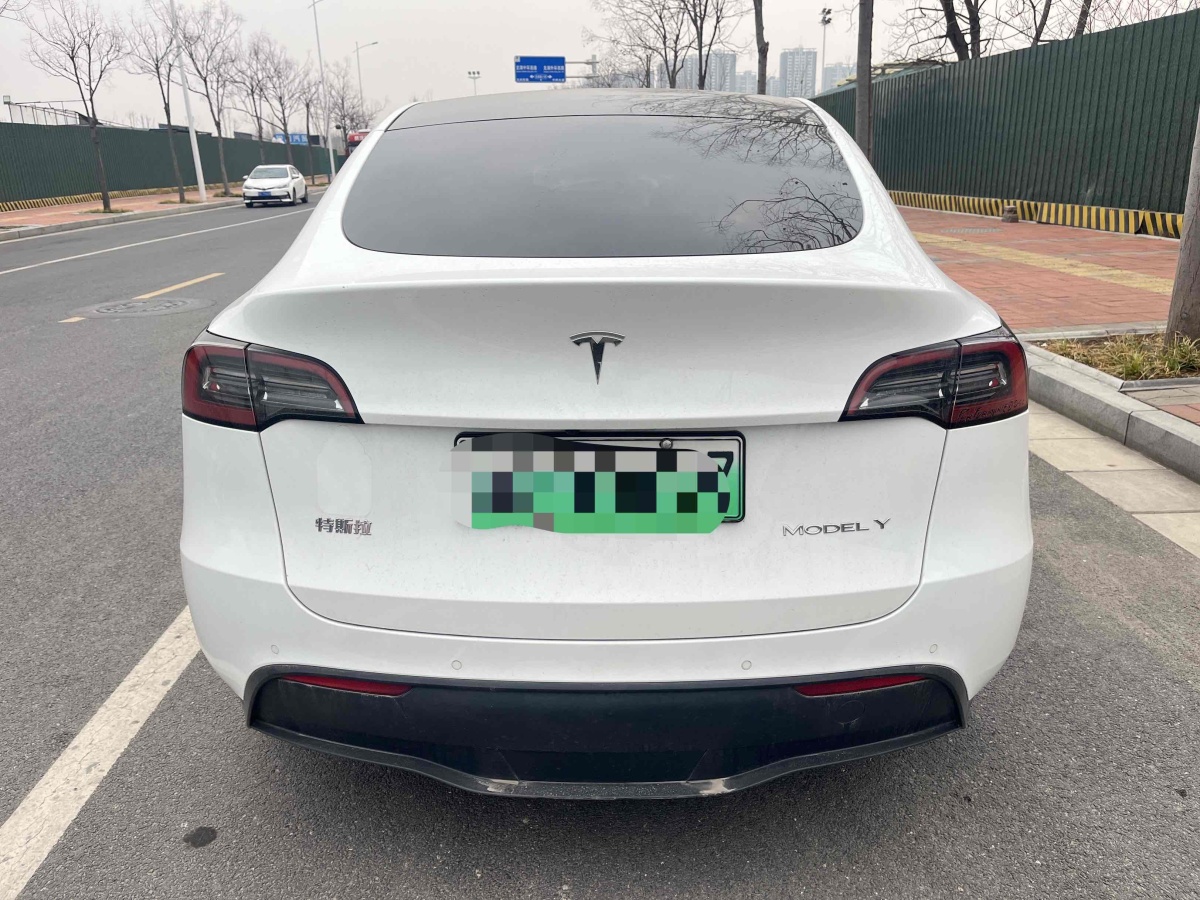 2022年1月特斯拉 Model 3  2021款 改款 標(biāo)準(zhǔn)續(xù)航后驅(qū)升級(jí)版