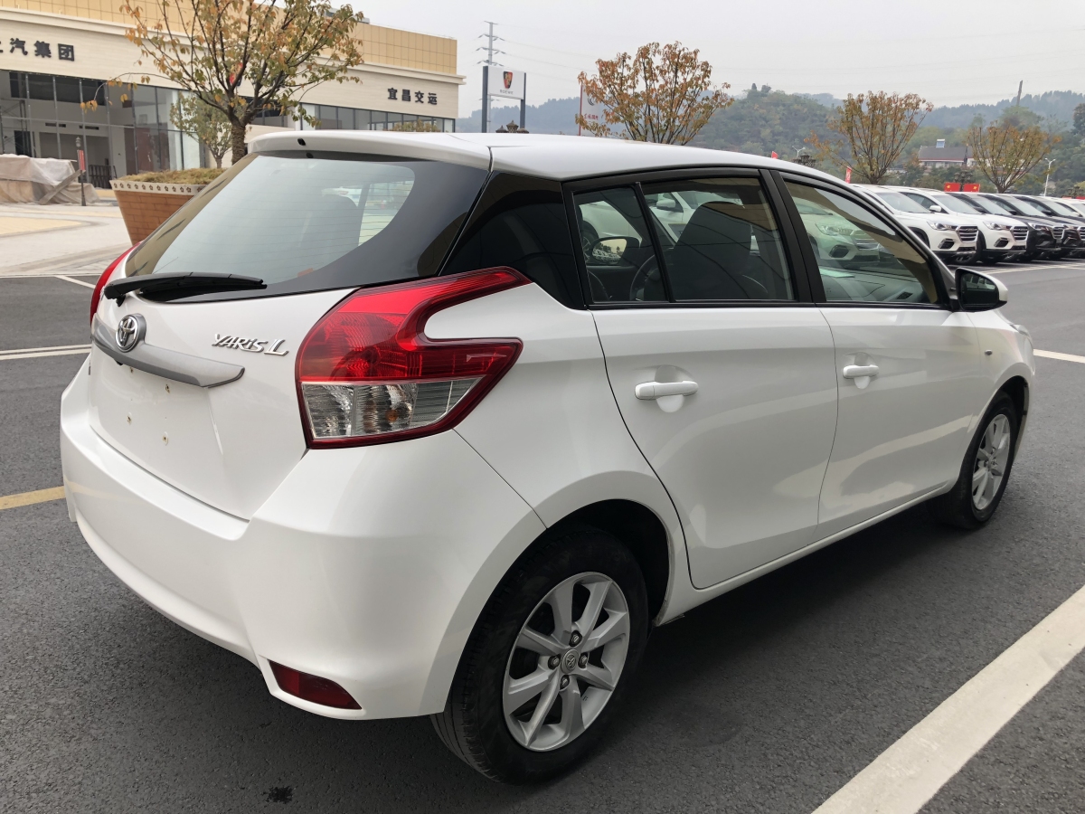 【宜昌】2015年12月 豐田yaris l 致炫 2015款 1.