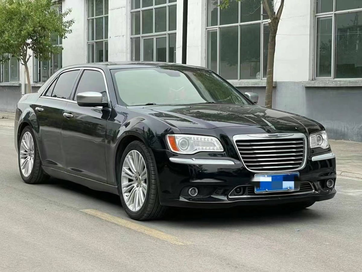 克萊斯勒 300C  2013款 3.6L 尊崇版圖片