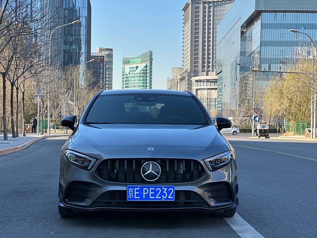 奔馳 奔馳A級AMG  2020款 改款 AMG A 35 4MATIC 先型特別版圖片