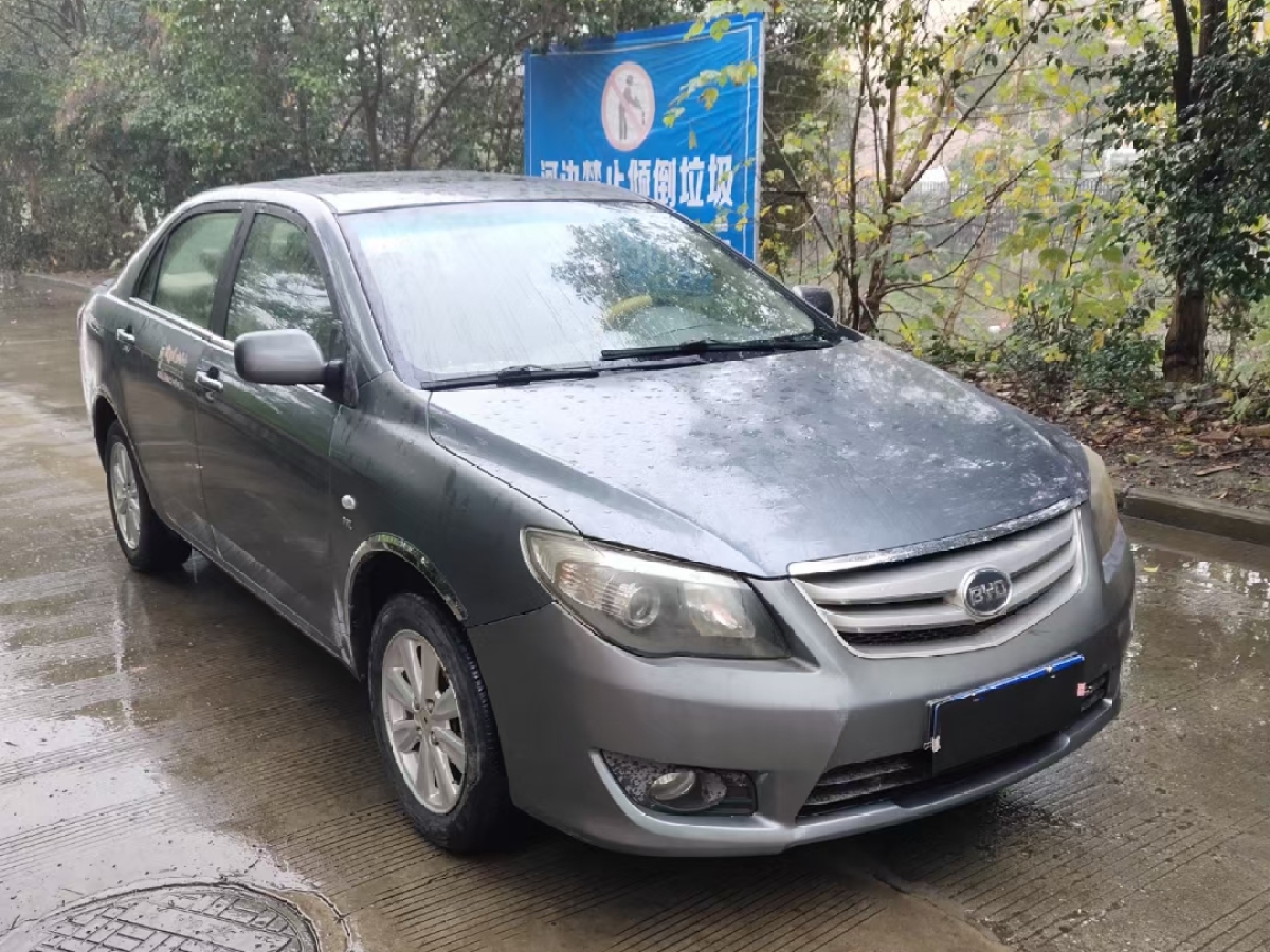 比亞迪 l3 2012款 1.5l 手動尊貴型圖片