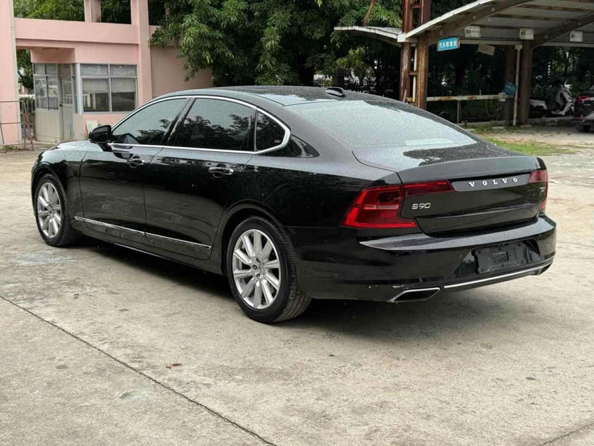 沃爾沃 S90  2020款 改款 T5 智逸豪華版圖片