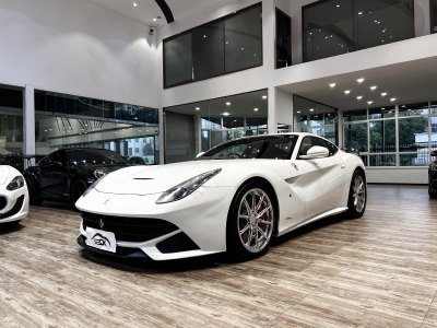 2013年11月 法拉利 F12berlinetta 6.3L 標(biāo)準(zhǔn)型圖片