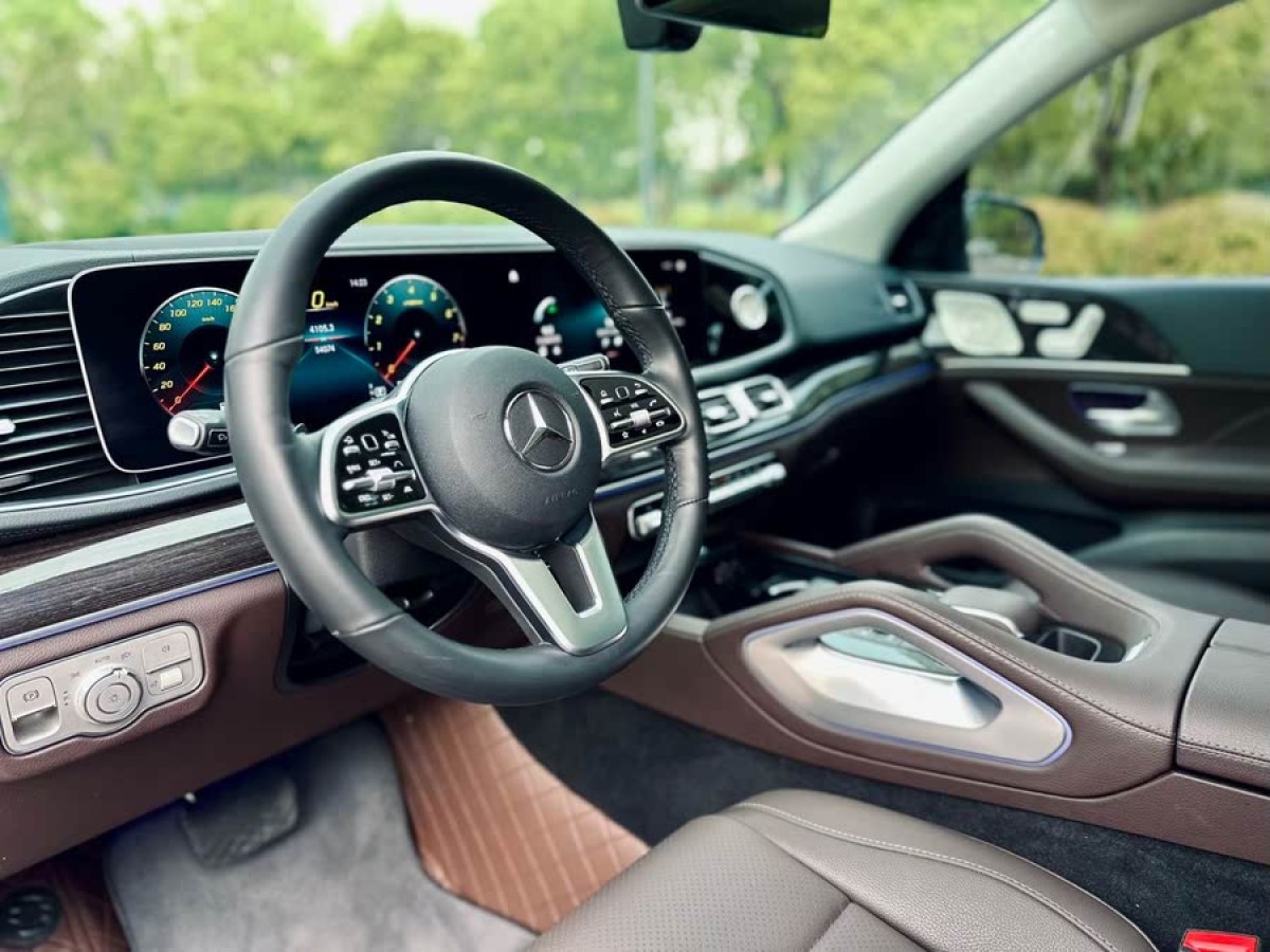 奔馳 奔馳GLE  2024款 改款 GLE 350 4MATIC 時(shí)尚型圖片