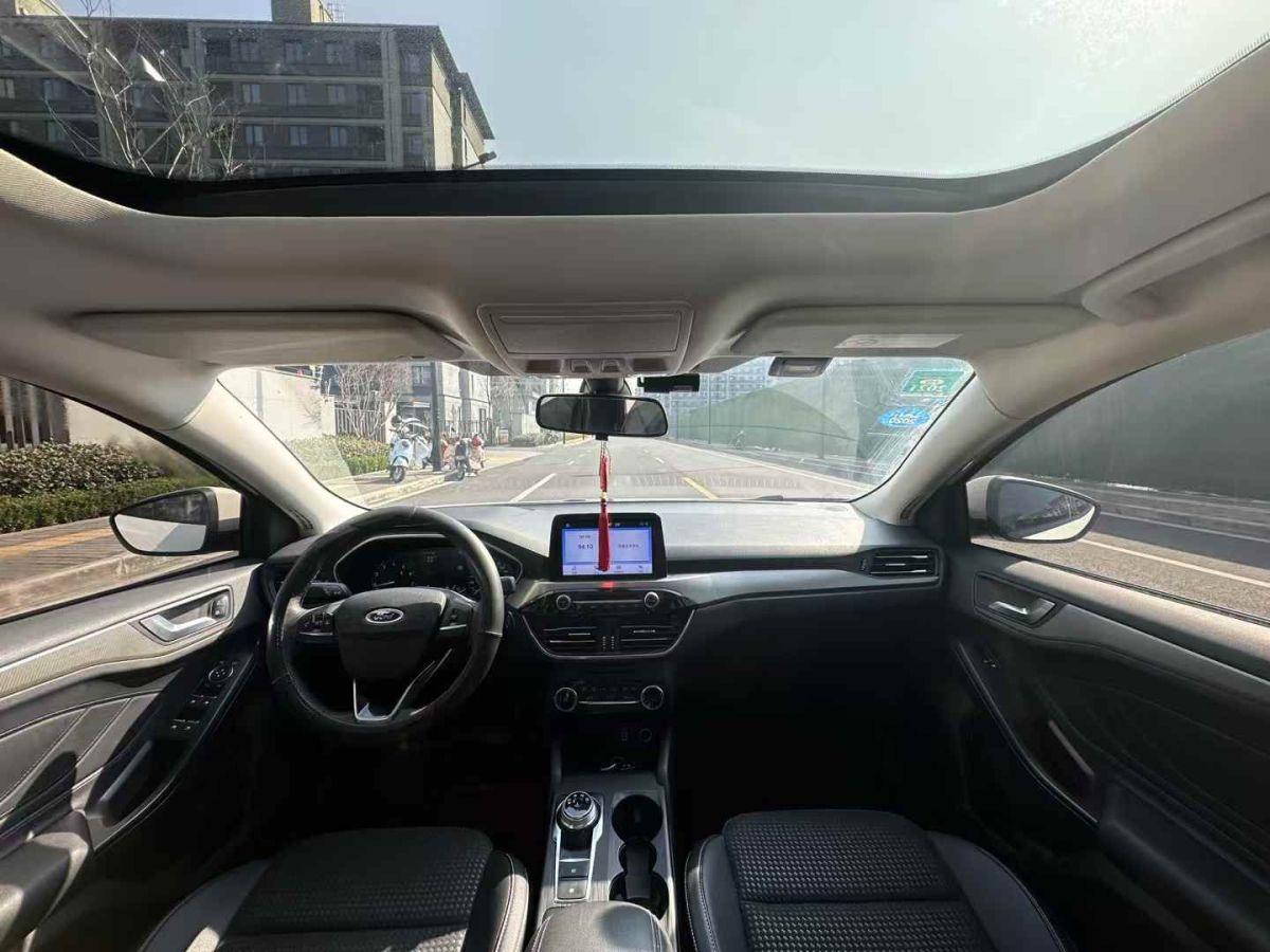 福特 ?？怂? 2019款 ST 歐洲版圖片