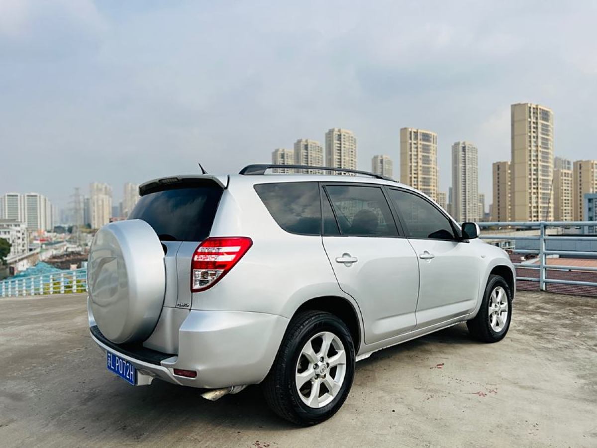 豐田 RAV4榮放  2009款 2.0L 自動豪華版圖片