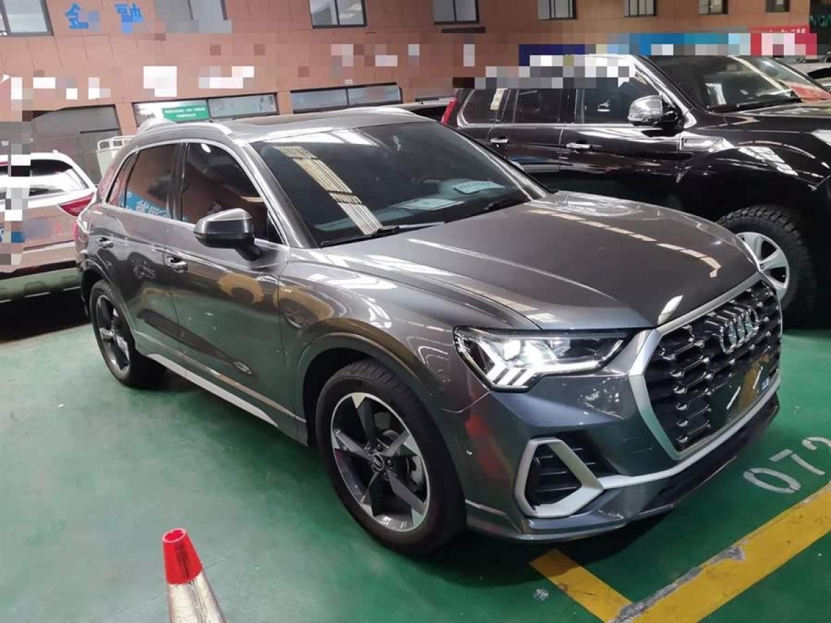 奧迪 奧迪Q3  2022款 35 TFSI 時(shí)尚動(dòng)感型圖片