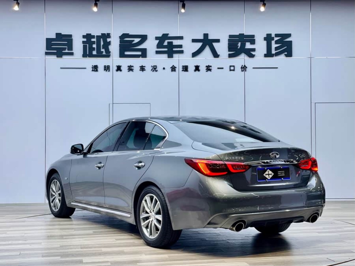 英菲尼迪 Q50L  2021款 2.0T 舒適版圖片