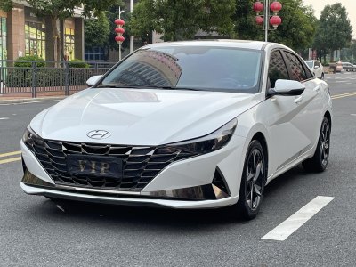 2022年3月 現(xiàn)代 伊蘭特 1.5L CVT LUX尊貴版圖片