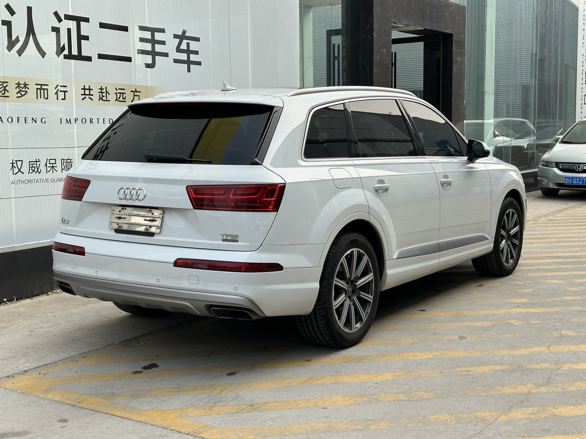 奧迪 奧迪Q7  2017款 Q7 3.0T FSI Premium 美規(guī)版圖片