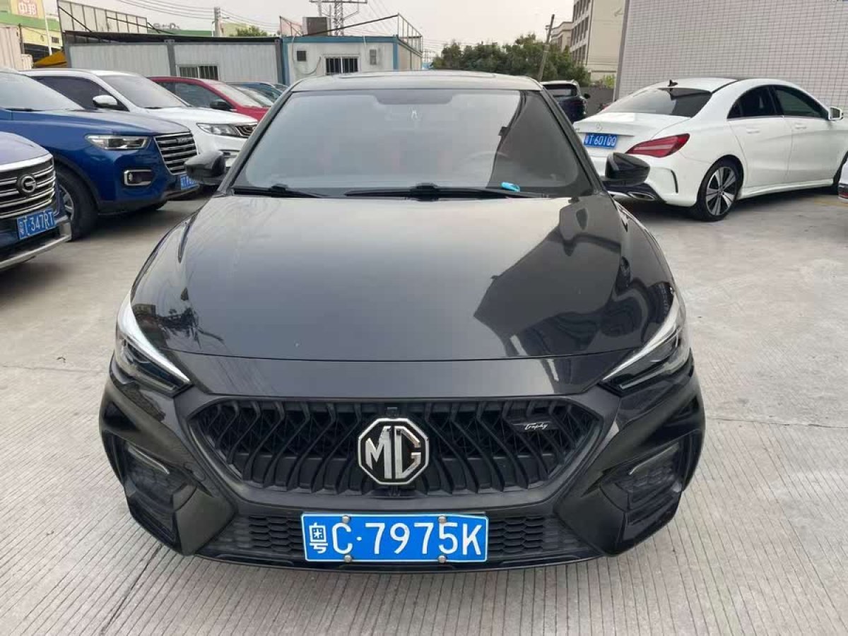 名爵 名爵6新能源  2020款 混動(dòng)領(lǐng)潮豪華版圖片