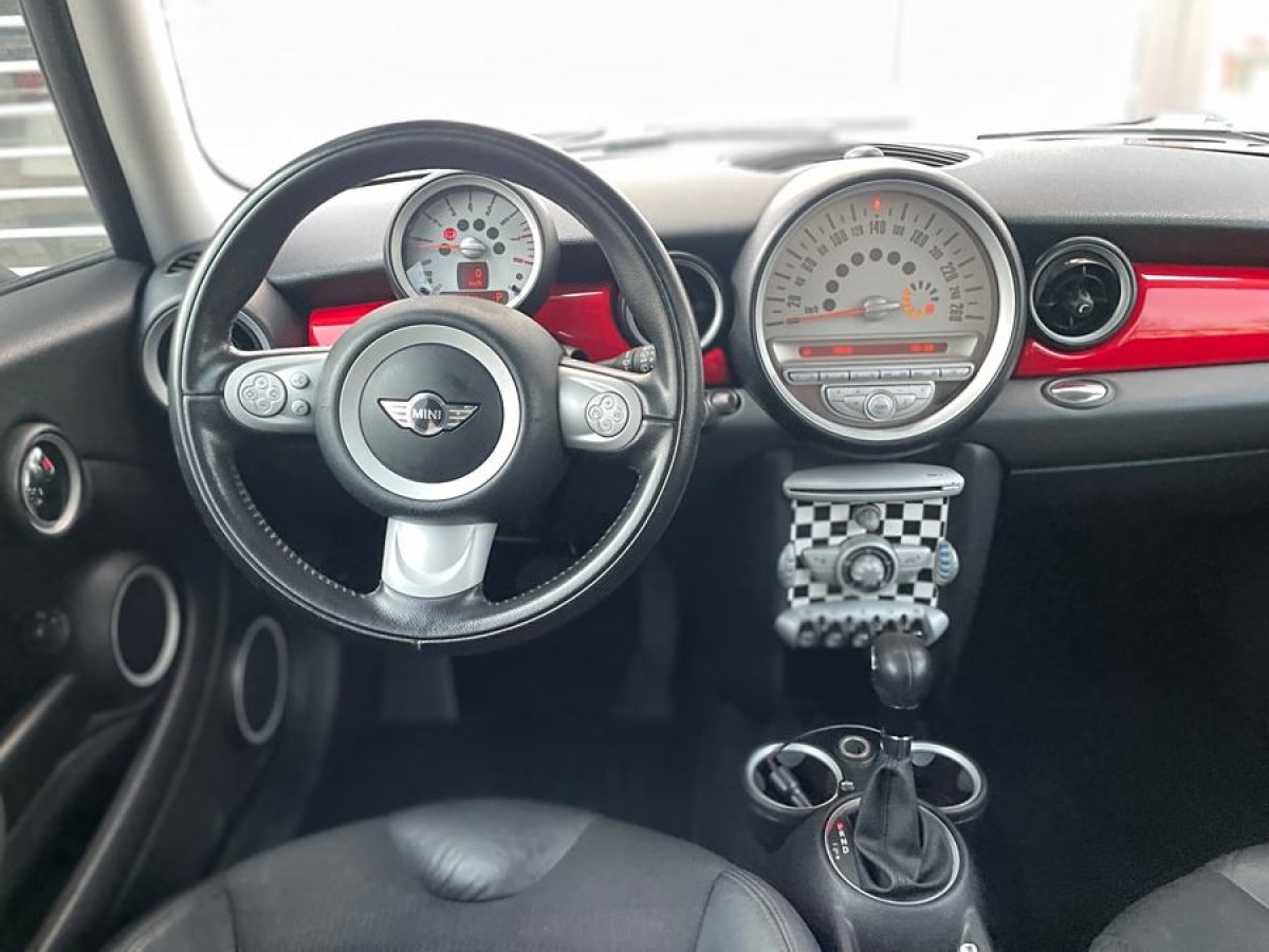 MINI CLUBMAN  2010款 1.6L COOPER Cheer圖片