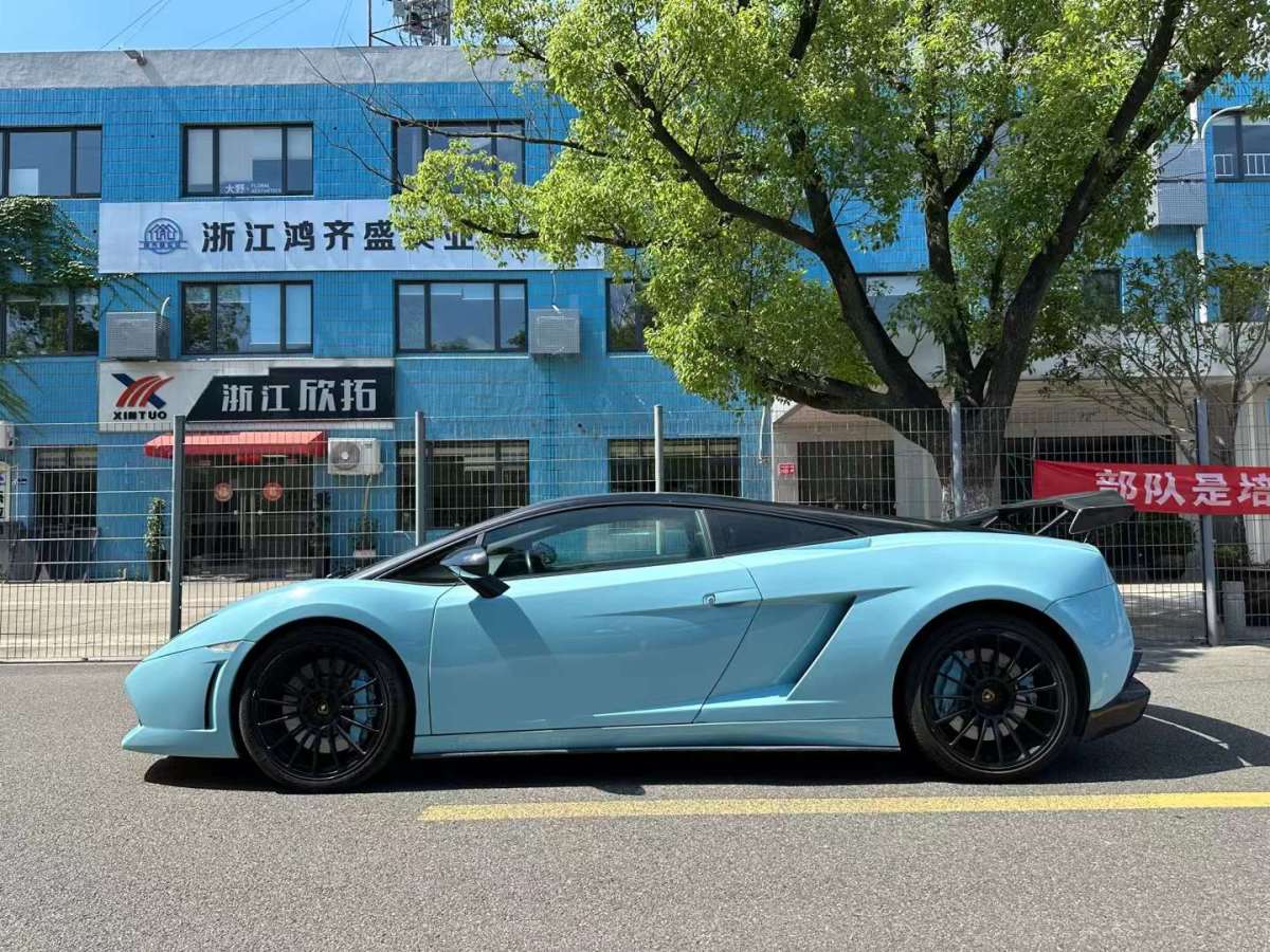 蘭博基尼 Gallardo  2011款 LP 560-4 Bicolore圖片