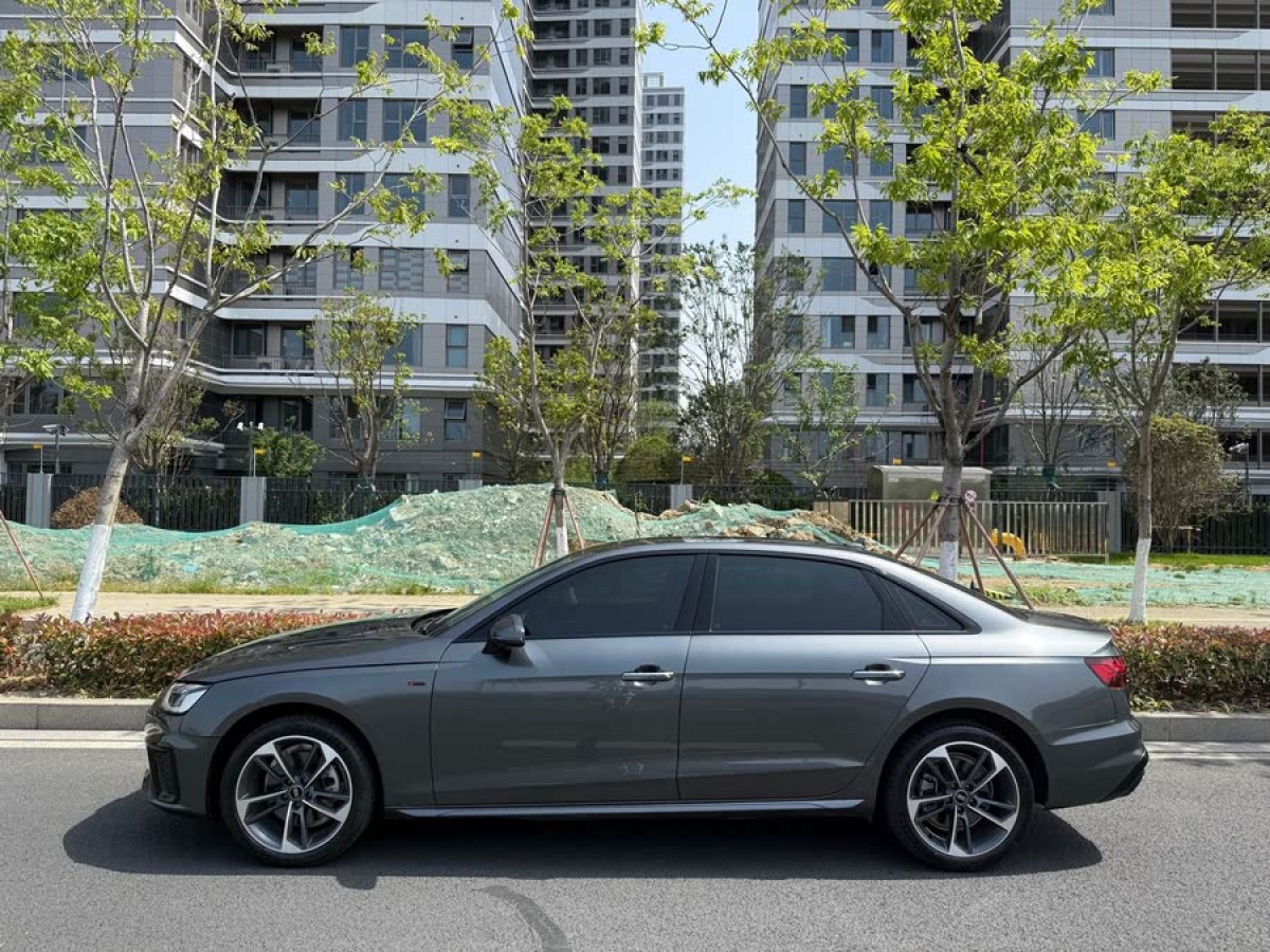 奧迪 奧迪A4L  2023款 40 TFSI 時(shí)尚致雅型圖片