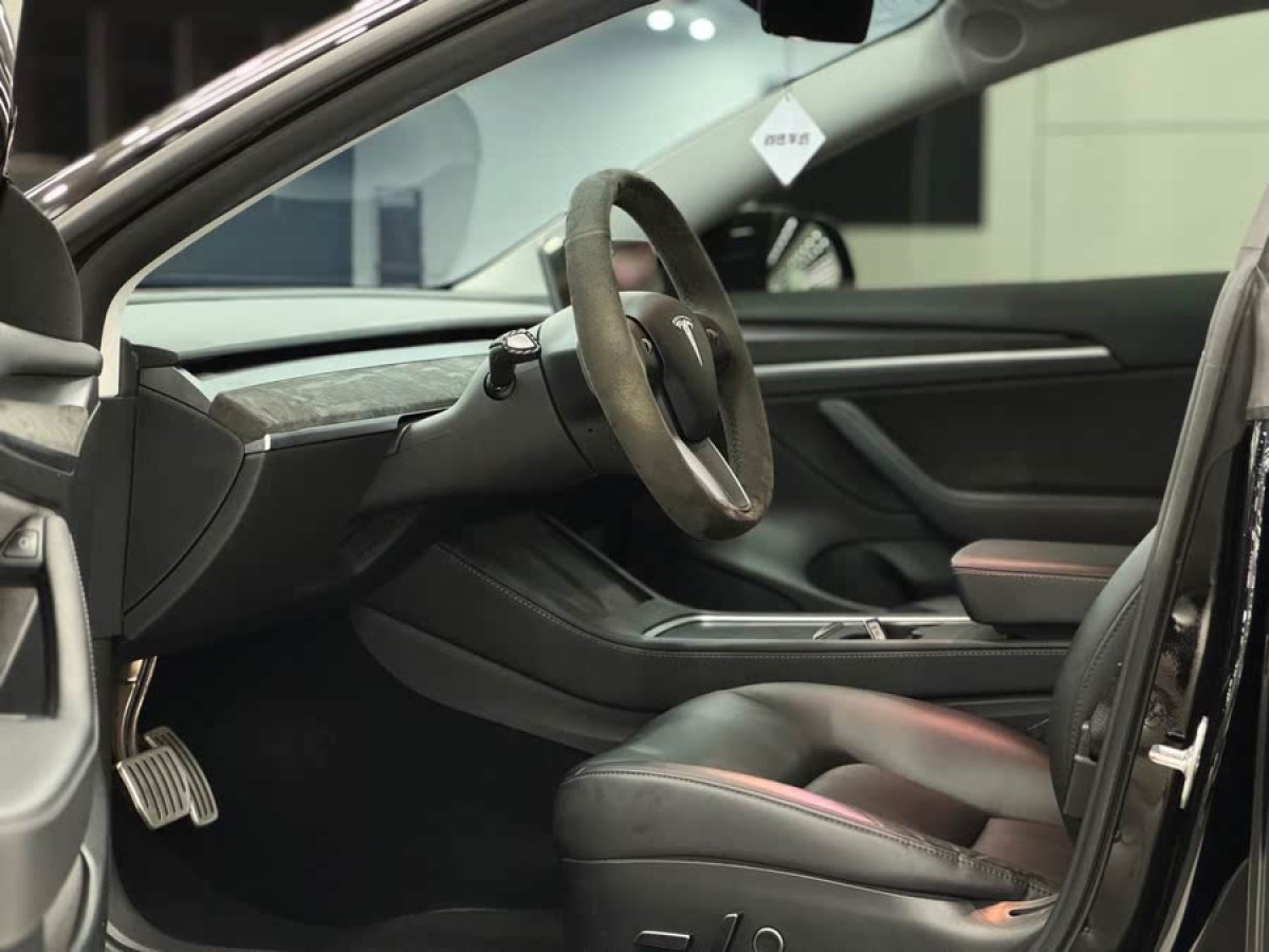 特斯拉 Model 3  2021款 改款 Performance高性能全輪驅(qū)動版圖片