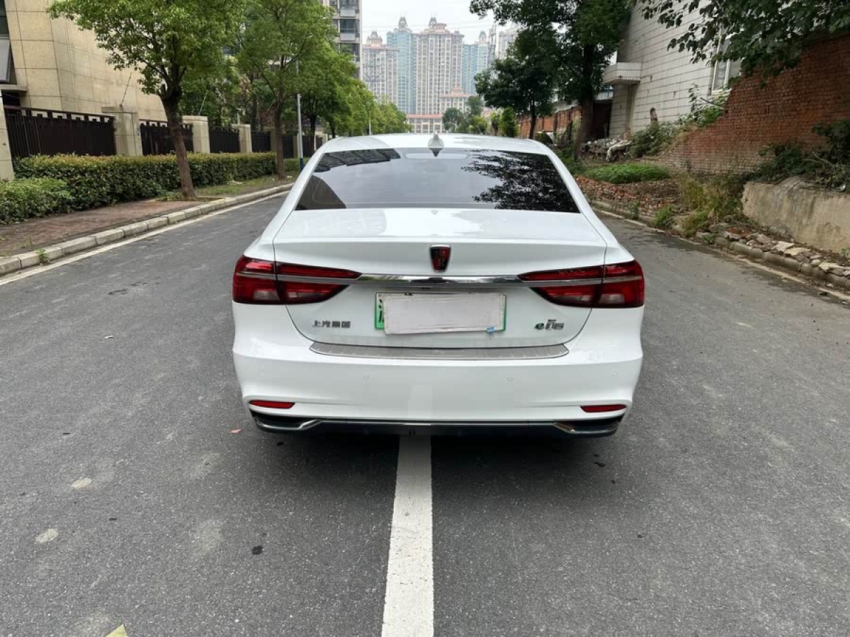 榮威 ei6  2019款 PLUS 50T 互聯(lián)網(wǎng)榮耀智尊版圖片