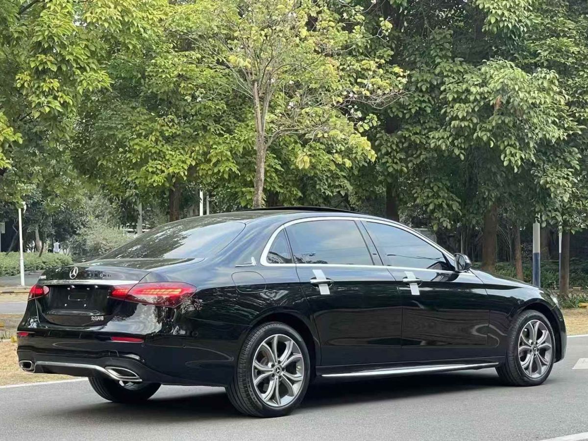 奔馳 奔馳E級  2022款 E 300 L 豪華型圖片