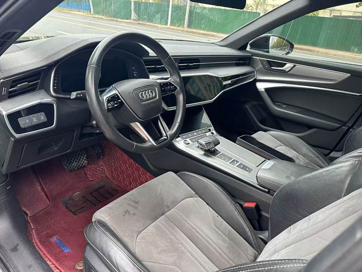 奧迪 奧迪A6L  2019款 45 TFSI quattro 臻選動感型圖片