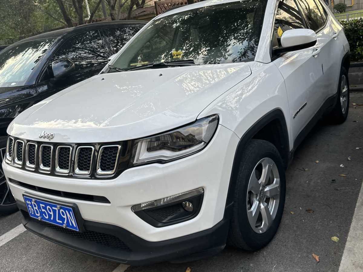 2019年3月Jeep 指南者  2019款 200T 自動(dòng)家享四驅(qū)-互聯(lián)大屏版