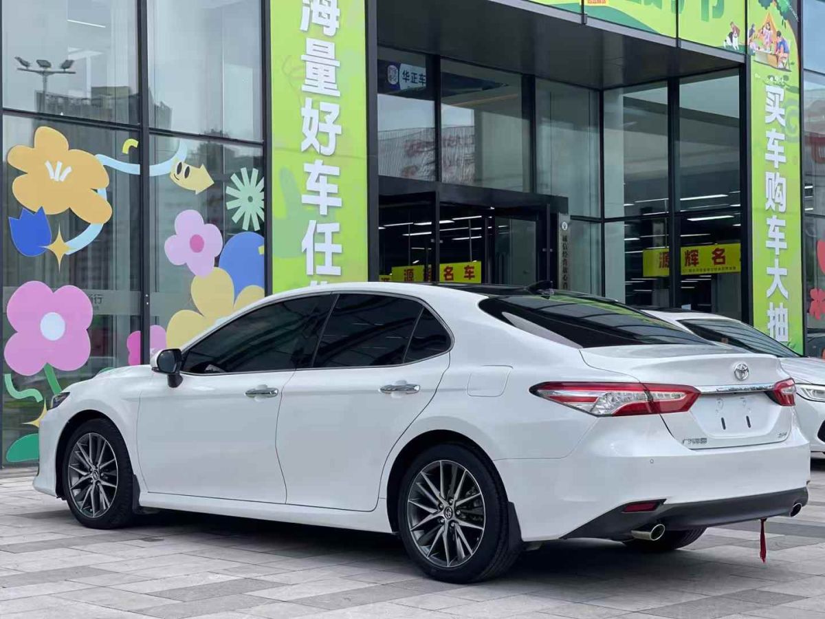 豐田 凱美瑞  2022款 2.0GVP 領(lǐng)先版圖片