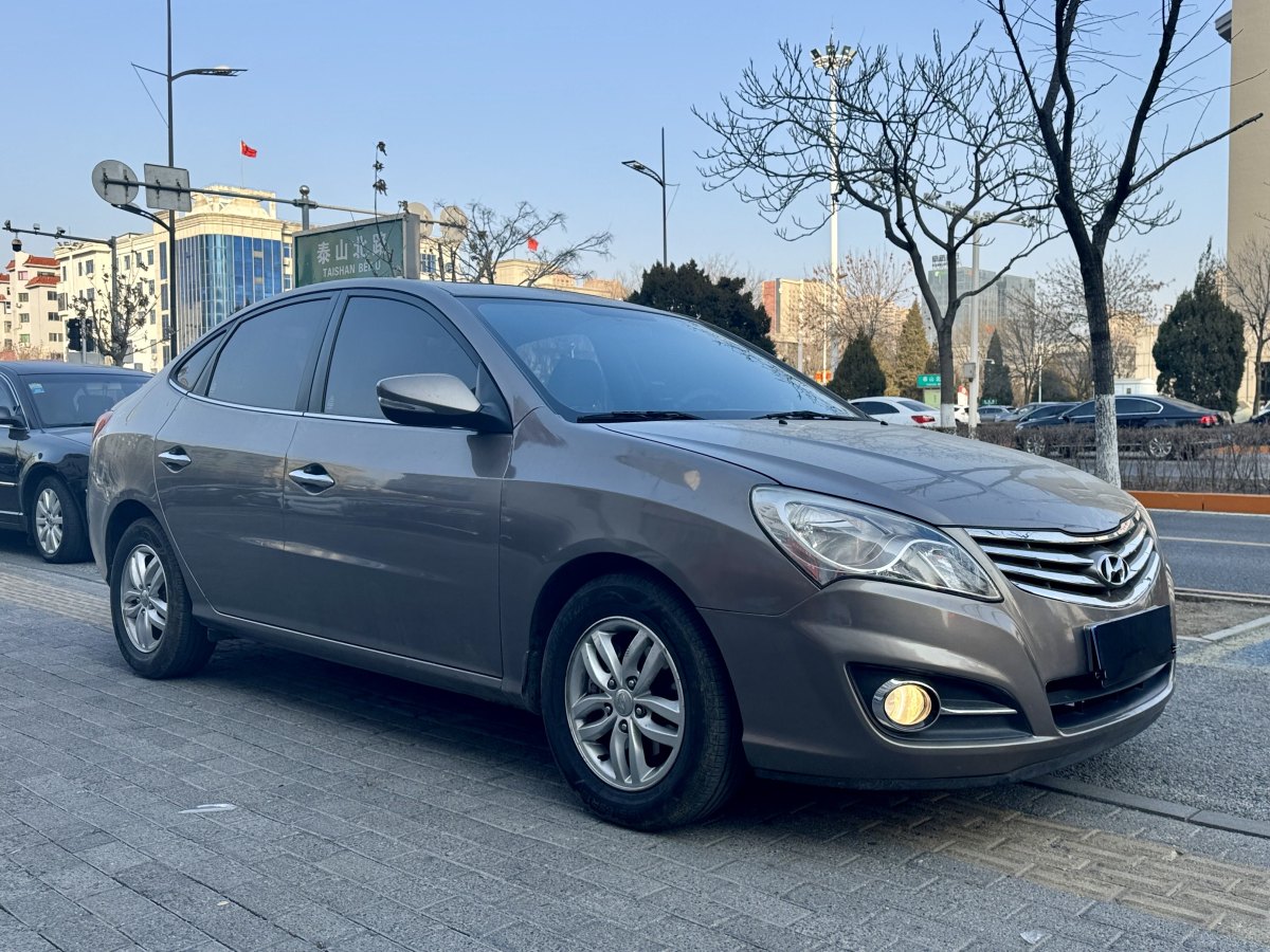 現(xiàn)代 悅動  2015款 1.6L 自動豪華型圖片