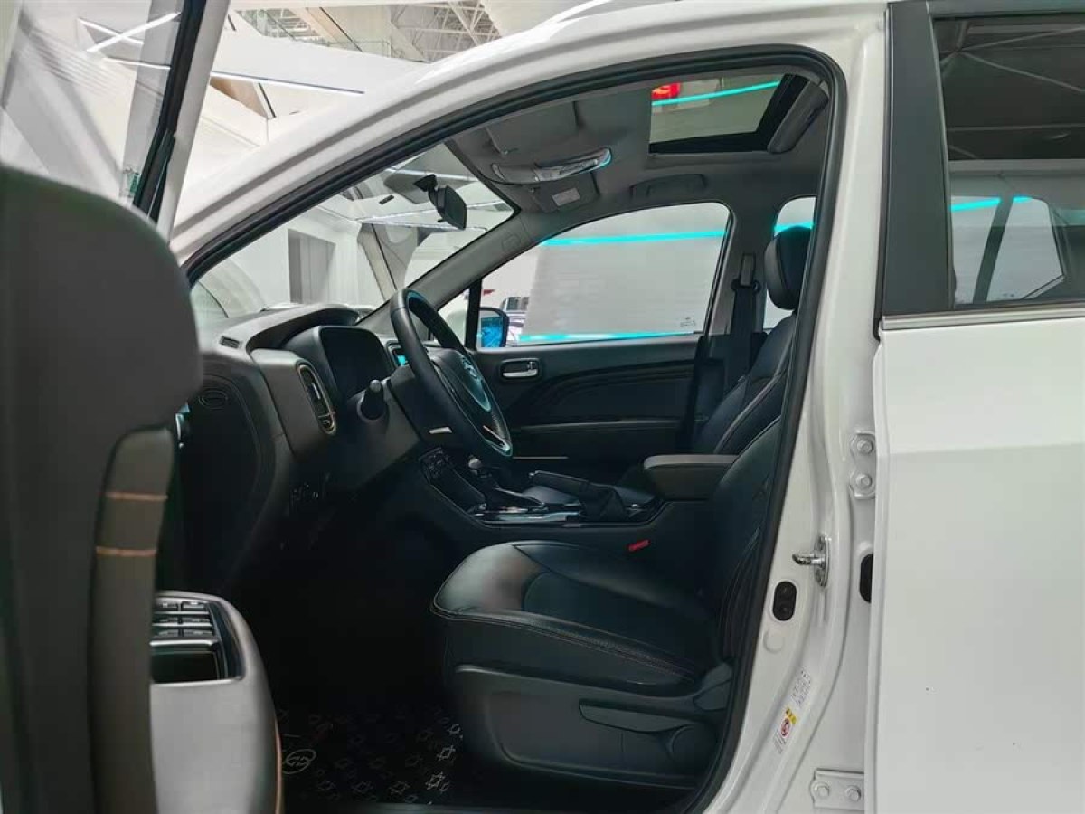 廣汽傳祺 GS3  2019款 235T 自動(dòng)精英版圖片